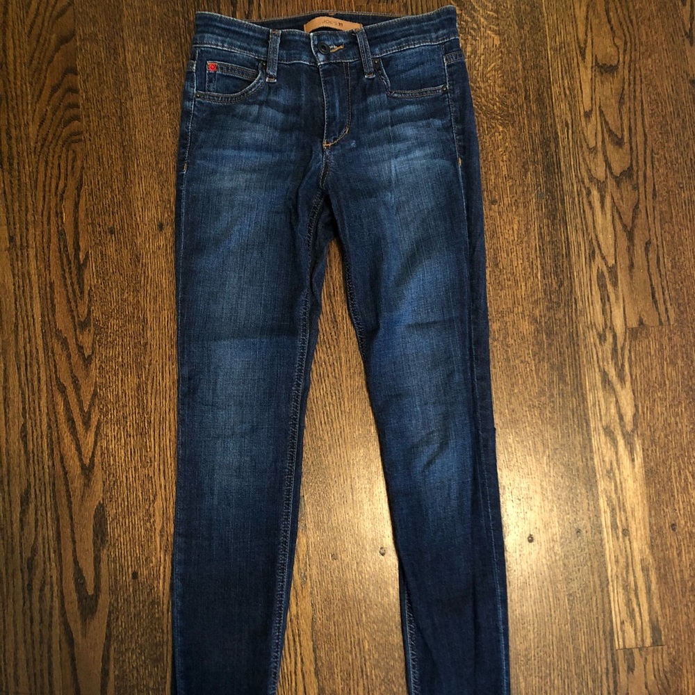 Joes Jeans- The Icon: Skinny, Mid-Rise. Size 23